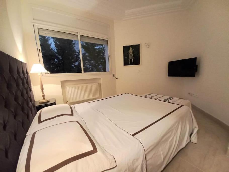 Tres Bel Appartement Idealement Place La Marsa Exterior photo
