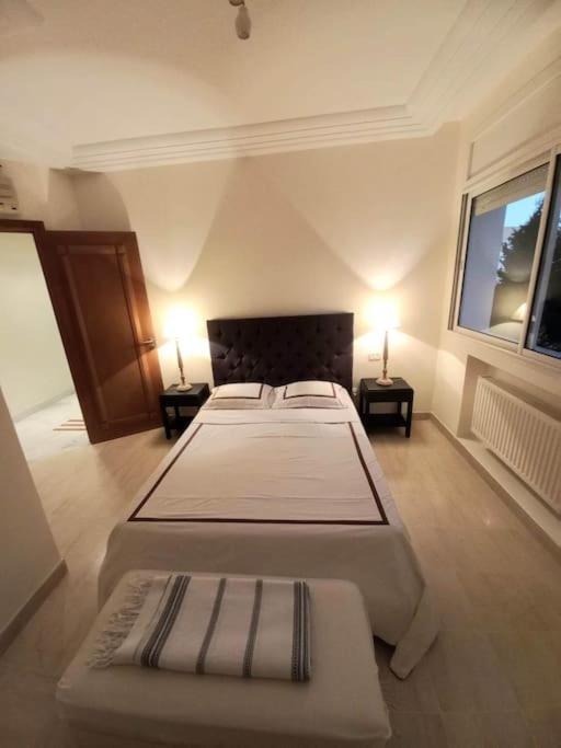 Tres Bel Appartement Idealement Place La Marsa Exterior photo